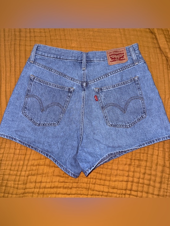 Levi's Pants - Levis High Waisted Mom Shorts 30